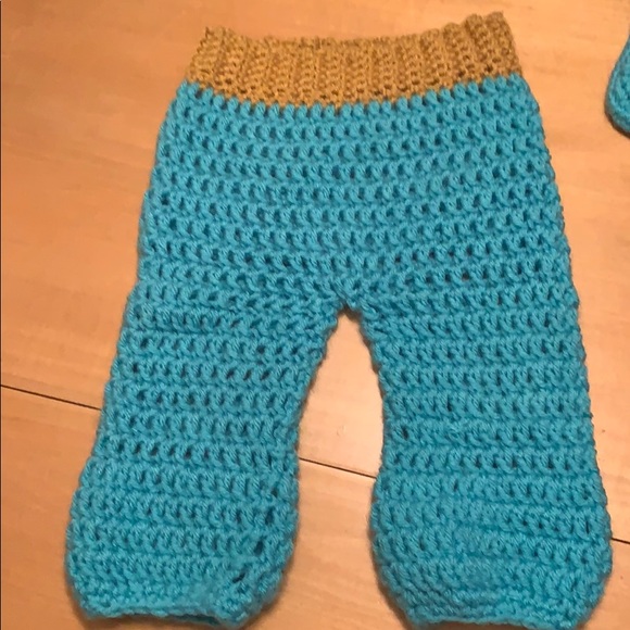 Baby girl crocheted Jasmine costume - Picture 3 of 4